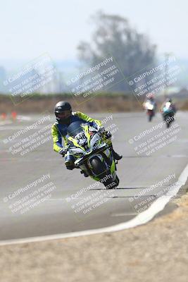 media/Sep-20-2025-TrackDaz (Sat) [[27f0cde673]]/A Group/2pm (Turn 9)/